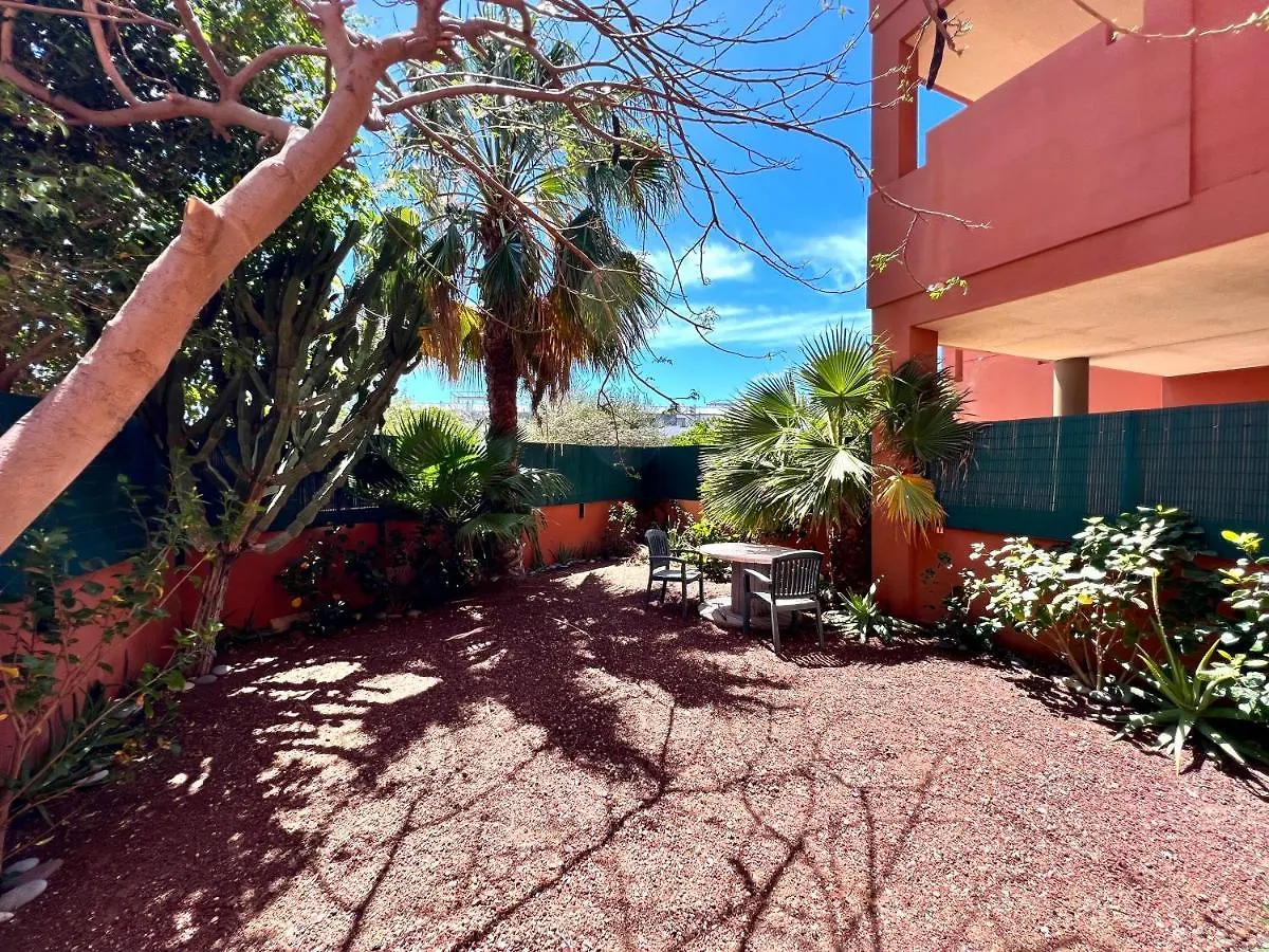 شقة Apartament With Garden La Tejita